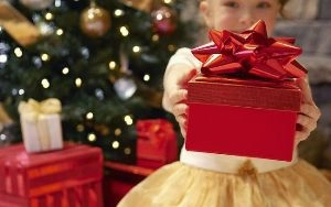 Фото||russia.ru В Иссинском районе 300 семей получат подарки для детей к Новому году