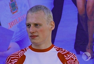 Фото||Владимир ГРИШИН Захаров и Кузнецов стали призерами ЧЕ по прыжкам в воду