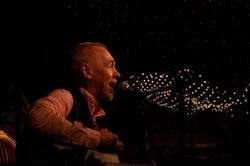 В Пензе выступил Александр Ф. Скляр