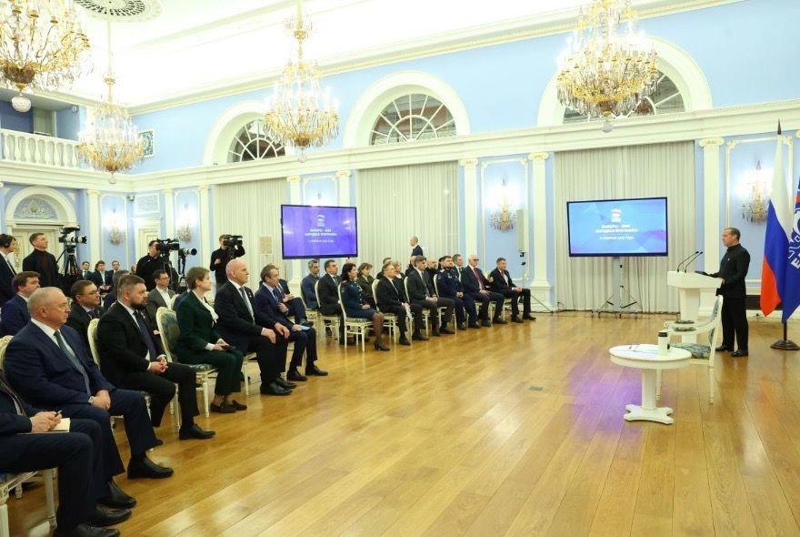 «Единая Россия» разрабатывает новую народную программу