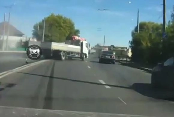 ДТП на ул. Терновского. Фото vk.com/sova_penza В ДТП на улице Терновского пострадал годовалый малыш