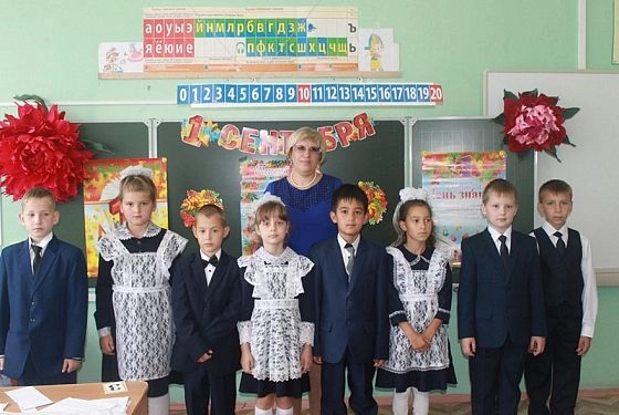 Любовь передается по наследству: доказано династией учителей Семеновых из Колышлейского района