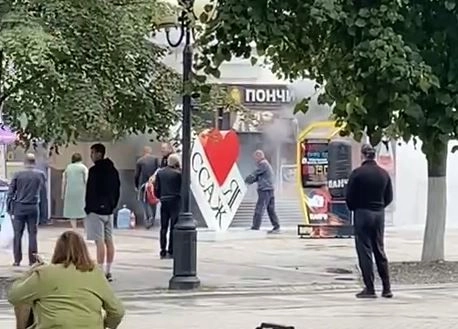 В Пензе на Московской сгорел павильнон с пончиками