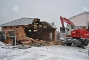 Фото||58.fsin.su В Пензе снесли незаконно построенный гараж