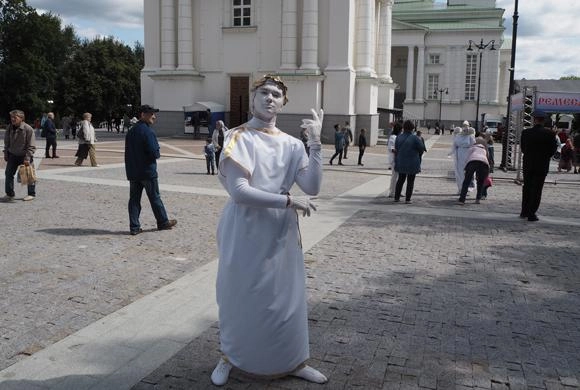 Фото автора На празднике «Пензенский Спас» гостей угощали 16-метровой шарлоткой