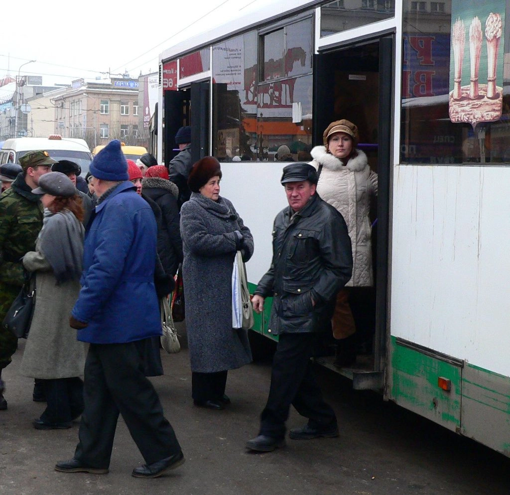 Если автобус приходит по расписанию, все успеют добраться по назначению P1120433.JPG