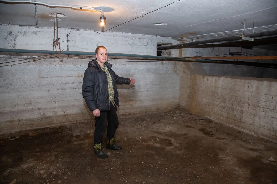 Мастер УК оказался на месте в считанные минуты Мастер УК, обслуживающей многоэт.jpg