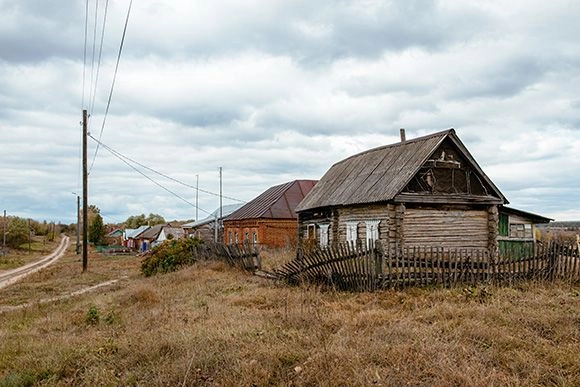 Согласитесь, такая картина мало кому понравится... дачи (2).jpg