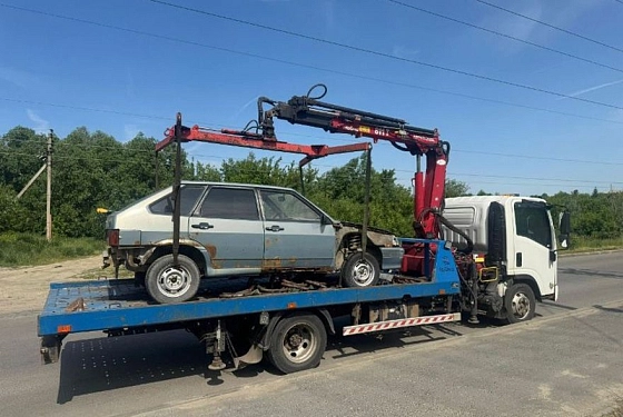 В Пензе эвакуировали 16 брошенных авто