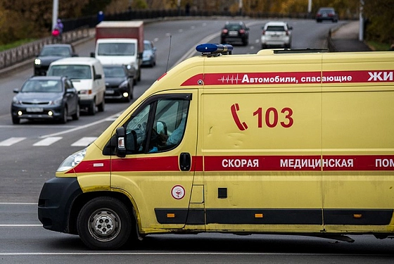 В Пензе столкнулись три легковушки и автобус