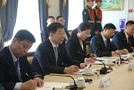 Представители пензенских и китайских предприятий налаживали контакты в Доме офицеров