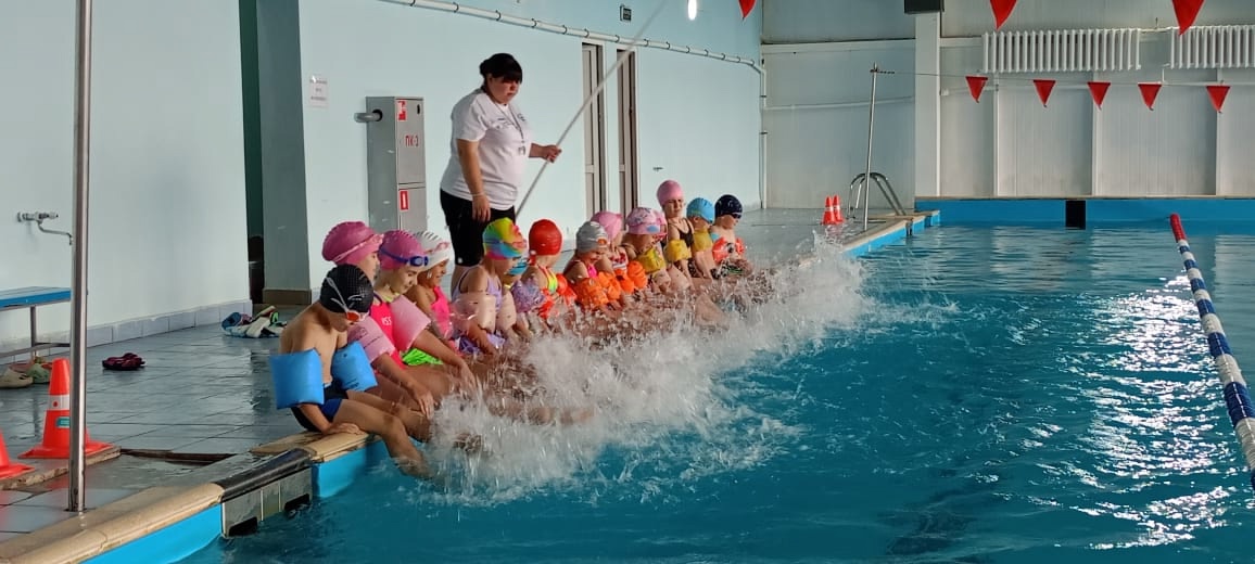 Еще вчера боялись воды, а сегодня чувствуют себя комфортно