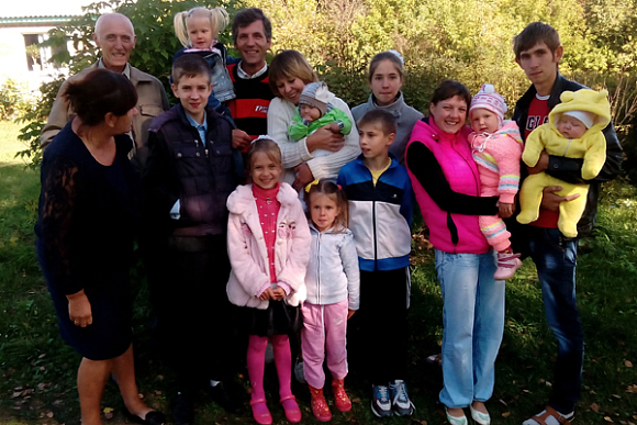 Как живет самое многочисленное семейство, прибывшее в Пензенскую область из Украины?